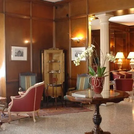 Hotel Colonna Palace Rome