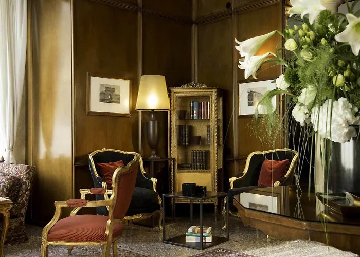 Colonna Palace Hotel 4*