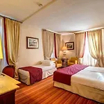 Colonna Palace 4*