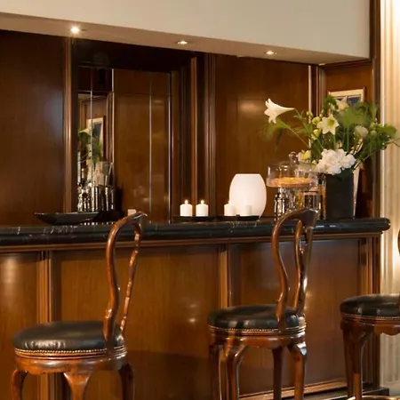 Hotel Colonna Palace