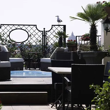 Colonna Palace 4*