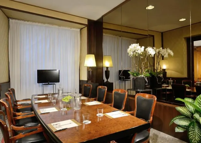 Colonna Palace Hotell