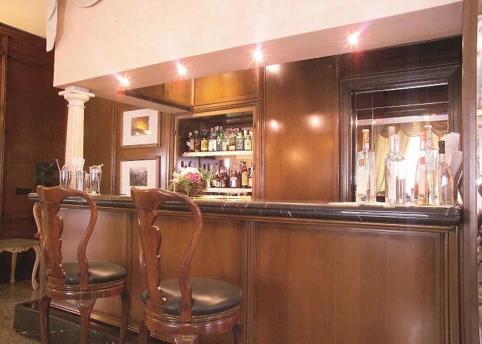 Colonna Palace Hotell Rom