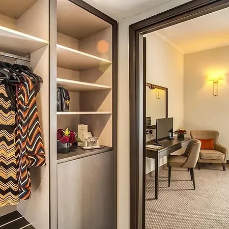 Hotel Colonna Palace